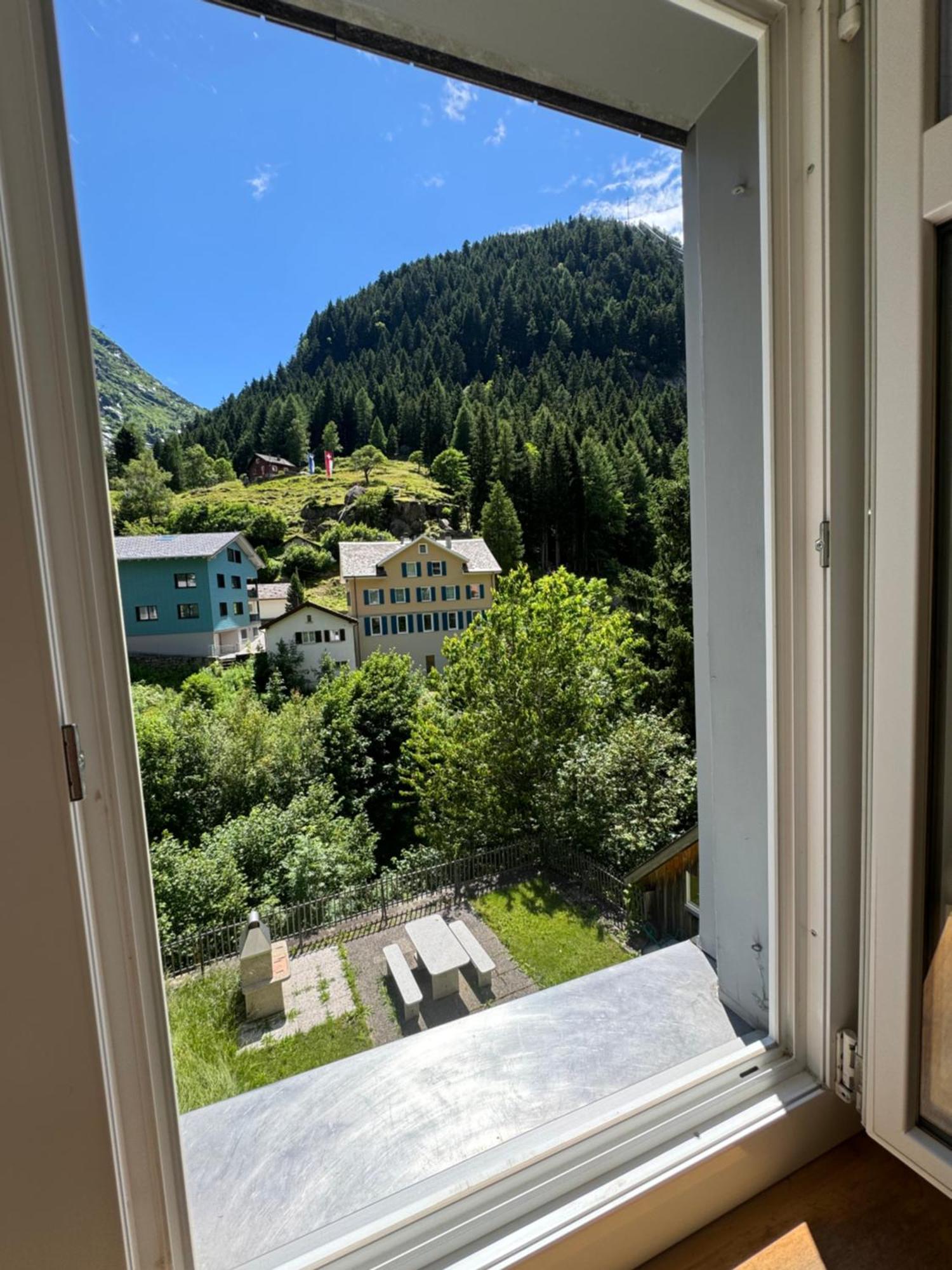 Alpine Haus Göschenen Exterior foto